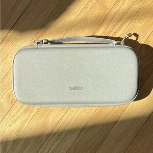 Belkin Switch 2 Hard Travel Case in Sand